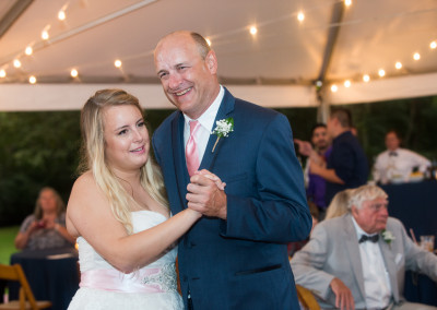 Bride and dad first dance