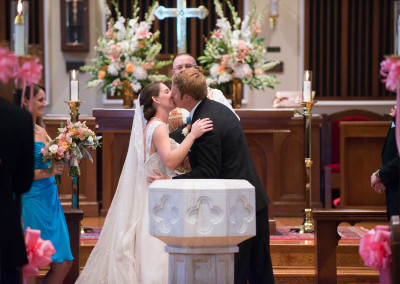 First kiss as husband and wife