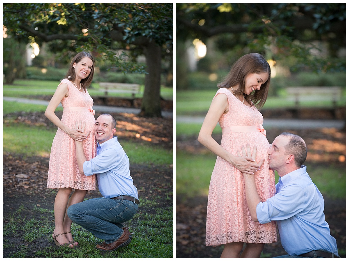 maternity photos at Forsyth park