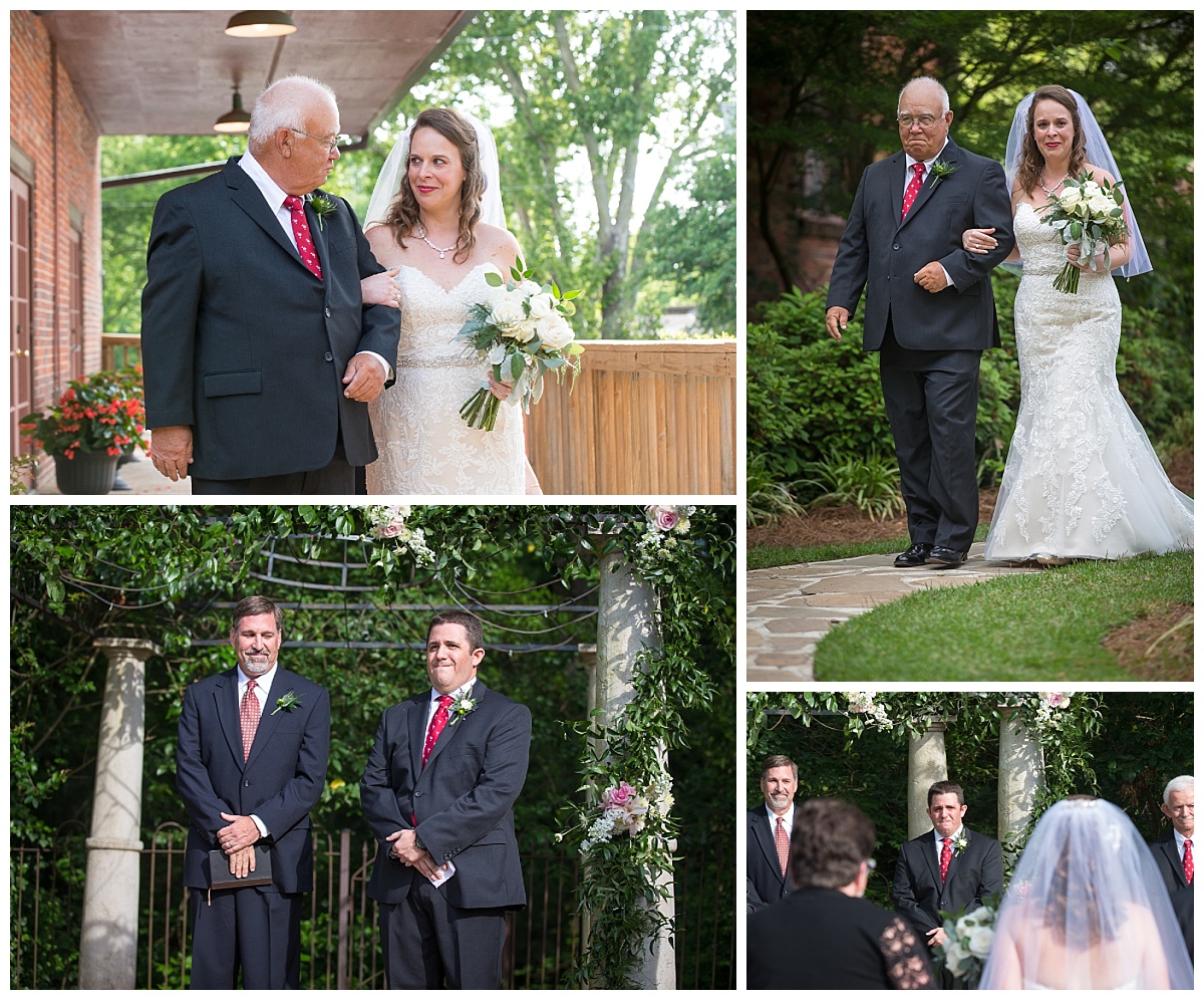 Ceremony at the garden at Senate's end