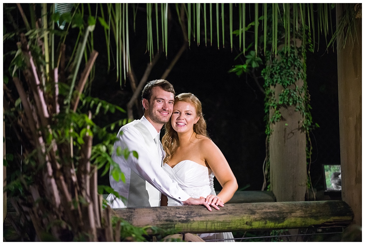 Riverbanks zoo wedding portrait