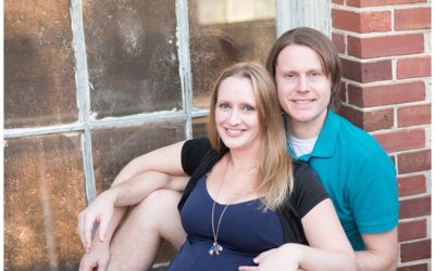 Katie & John Riverfront Park Maternity Session